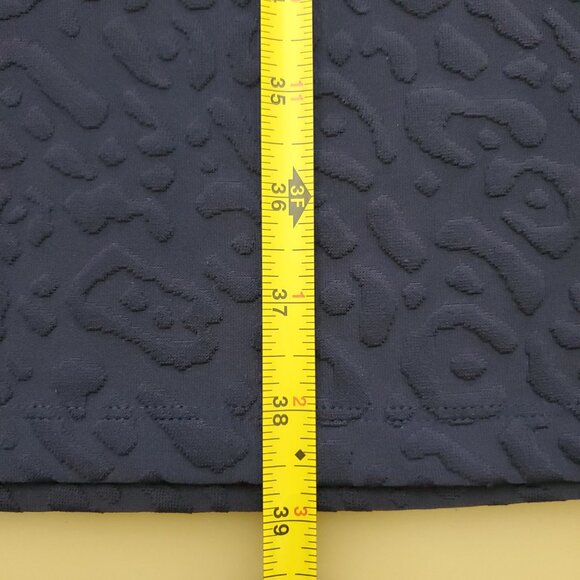 J.McLaughlin Catalyst Navy Dress in Textured Posh Cheetah Jacquard Size Medium - Picture 10 of 14